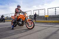 enduro-digital-images;event-digital-images;eventdigitalimages;mallory-park;mallory-park-photographs;mallory-park-trackday;mallory-park-trackday-photographs;no-limits-trackdays;peter-wileman-photography;racing-digital-images;trackday-digital-images;trackday-photos